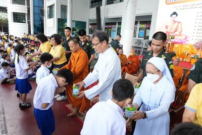 โรงเรียนปรีชานุศาสน์